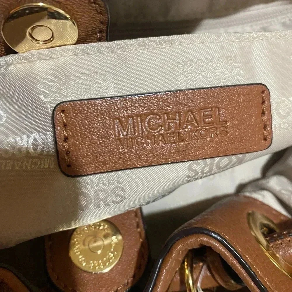 Michael kors brown leather satchel handbag